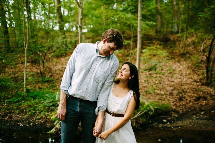 relaxed and authentic engagement photography