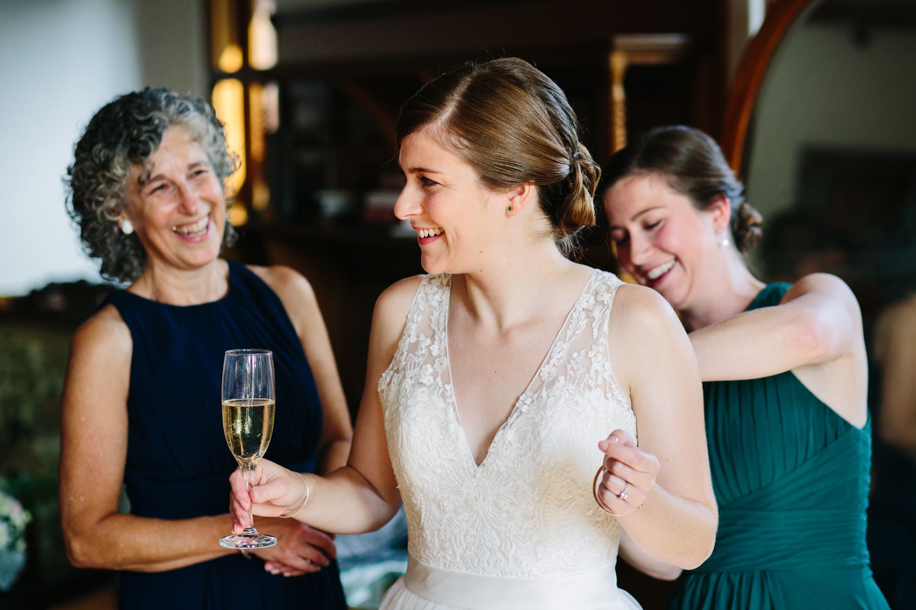 Lauren and Chuck's wedding at the Stevens Estate in North Andover, MA | Kelly Benvenuto Photography | Boston Wedding Photographer