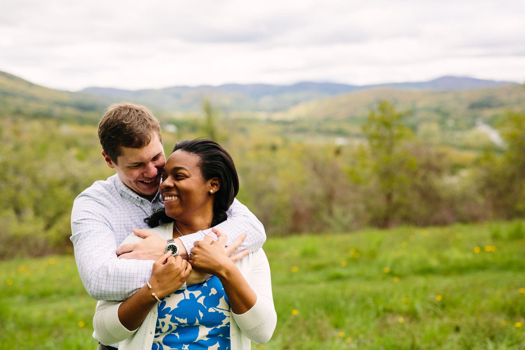 Kayla and Peter's Vermont engagement photography session | Kelly Benvenuto Photography | Boston Wedding Photographer