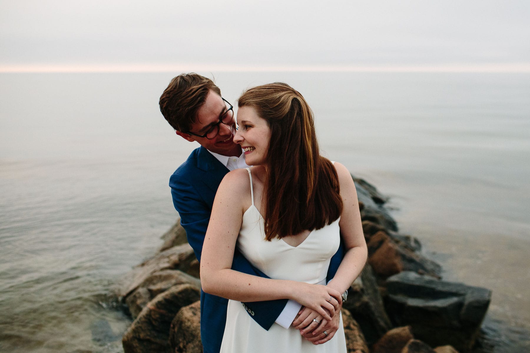intimate backyard Cape Cod wedding in Brewster, MA | Kelly Benvenuto Photography | Boston Wedding Photographer