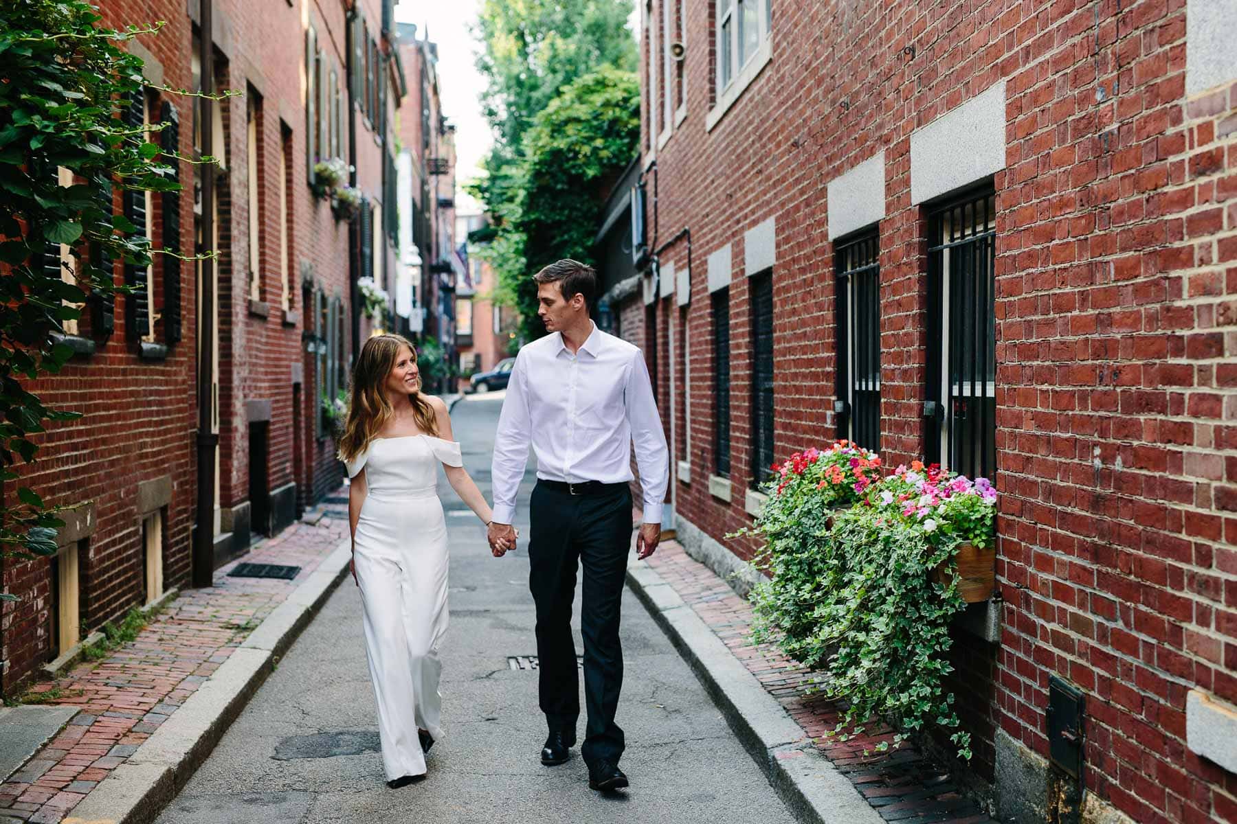 Beacon Hill engagement photography | Kelly Benvenuto Photography | Boston Wedding Photographer
