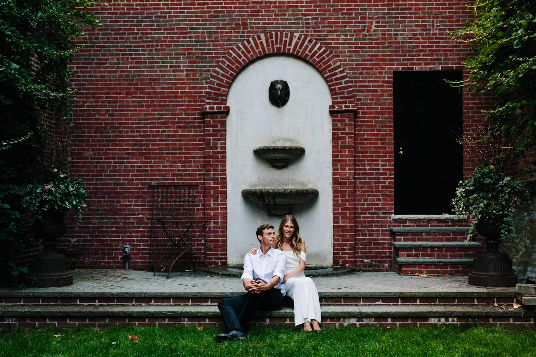 classic Beacon Hill engagement session | Kelly Benvenuto Photography | Boston Wedding Photographer